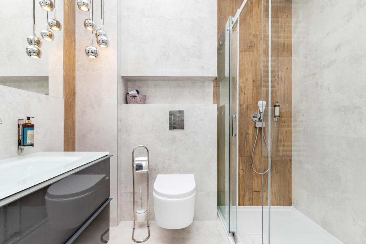 Gold Flamingo Apartament By Noclegi Renters Miedzyzdroje Bagian luar foto